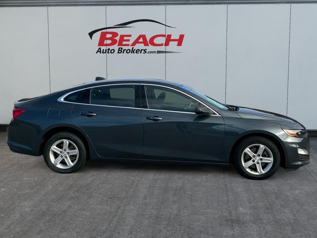 2020 Chevrolet Malibu LS, APPLE CARPLAY/ANDROID AUTO, BACKUP CAMERA, POWER MIRRORS, KEYLESS START, LOW GAS MILEAGE, COME AND TEST DRIVE TODAY!