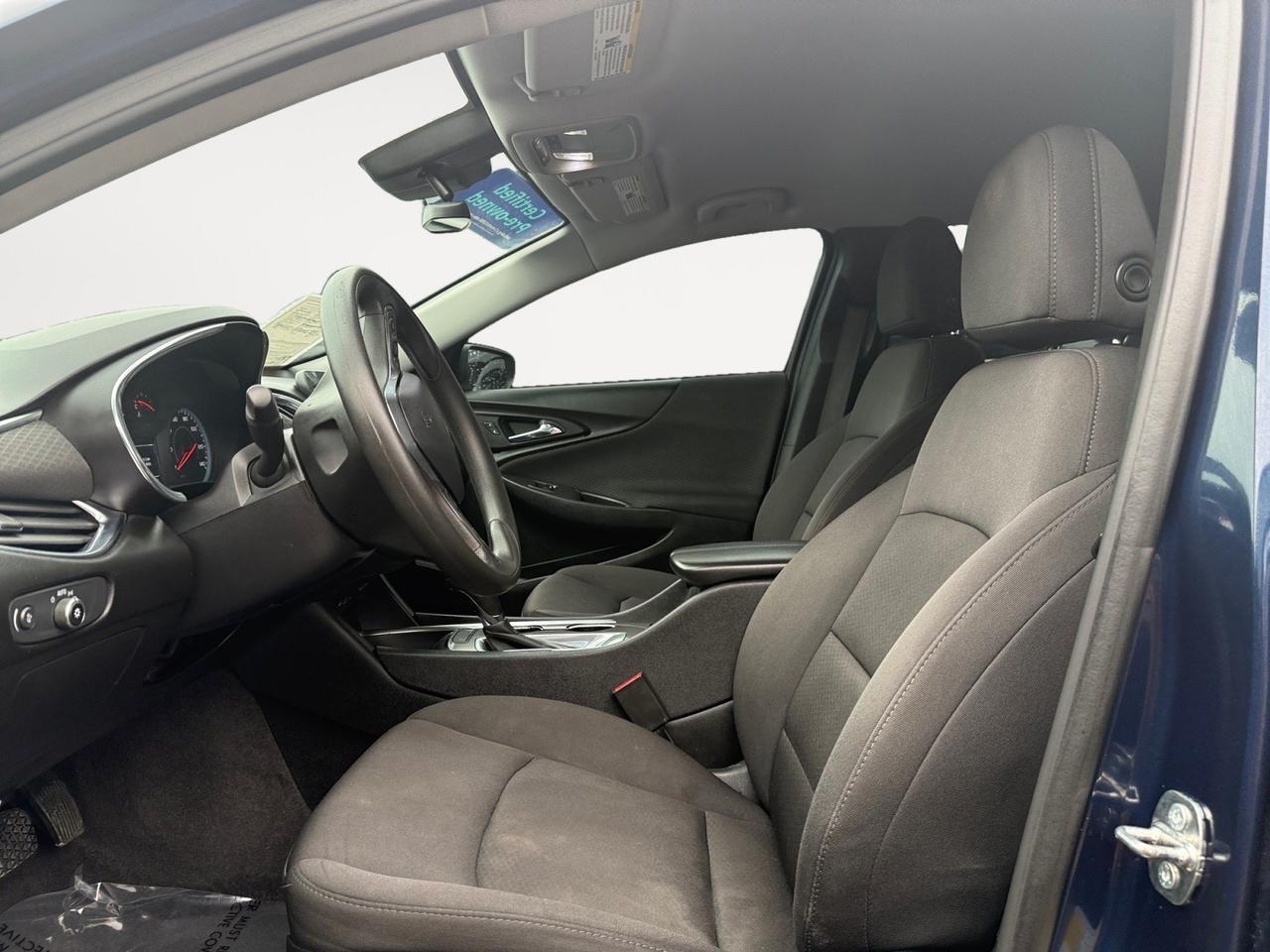 2020 Chevrolet Malibu LT, APPLE CARPLAY/ANDROID AUTO, HEATED SEATS, KEYLESS START, BACKUP CAMERA, AUTO START/STOP, AUTO CLIMATE CONTROL, BLIND SPOT ALERT, COME AND TEST DRIVE THIS CHEVROLET MALIBU TODAY! Norfolk VA