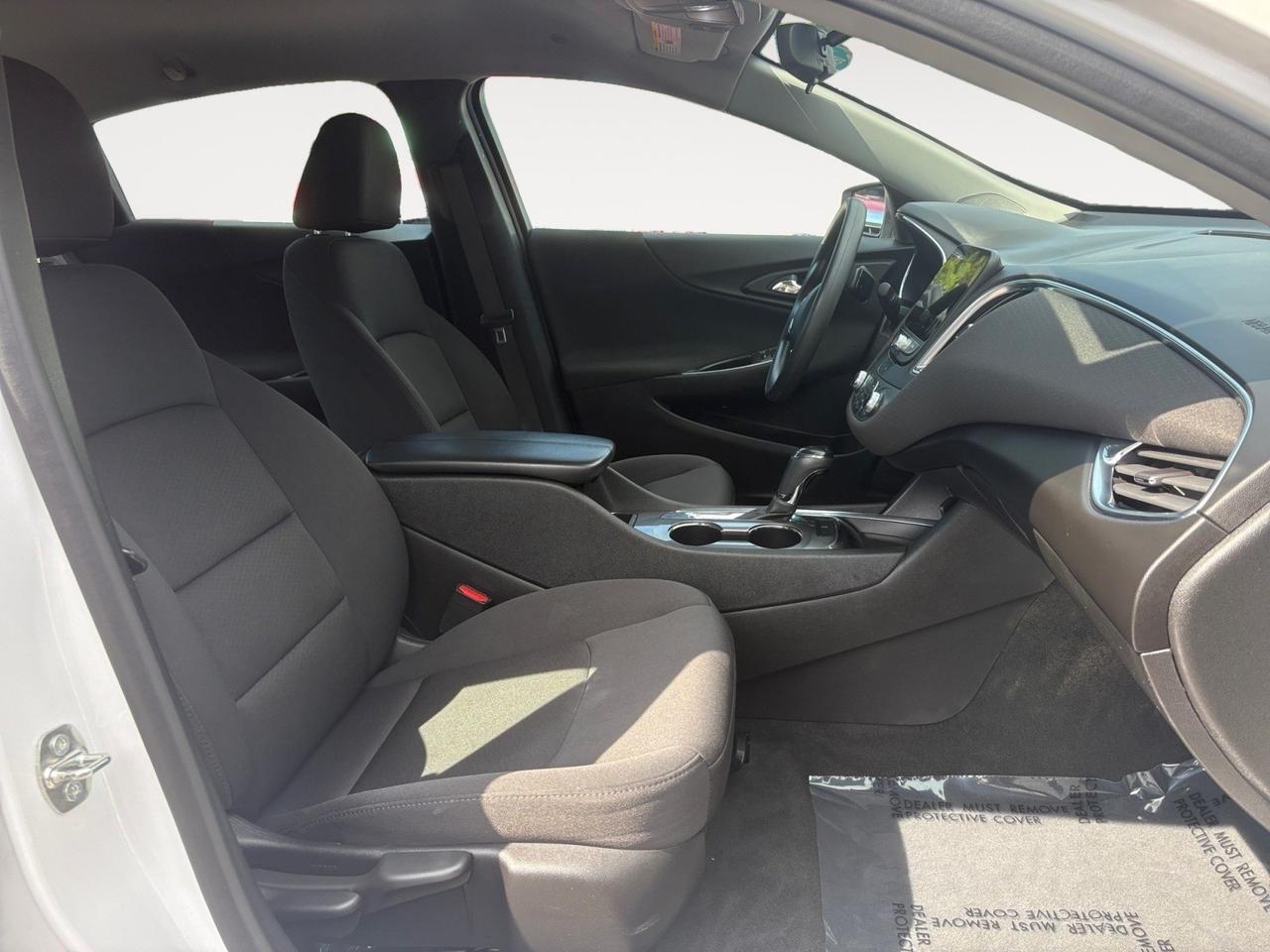 2020 Chevrolet Malibu LT, BACKUP CAMERA, BLUETOOTH, APPLE CARPLAY/ANDROID AUTO, HEATED SEATS, AUTO START/STOP ENGINE, CLEAN CERTIFIED CARFAX, TEXAS OWNED, SUMMER TIME IN A MALIBU! Virginia Beach VA
