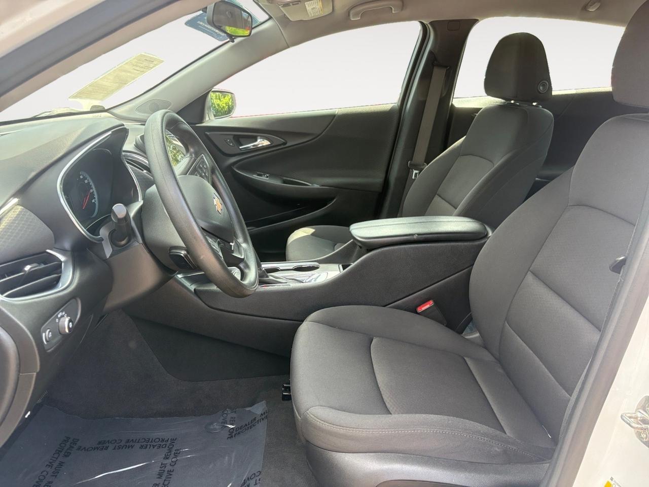 2020 Chevrolet Malibu LT, BACKUP CAMERA, BLUETOOTH, APPLE CARPLAY/ANDROID AUTO, HEATED SEATS, AUTO START/STOP ENGINE, CLEAN CERTIFIED CARFAX, TEXAS OWNED, SUMMER TIME IN A MALIBU! Virginia Beach VA