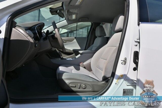 2020 Chevrolet Malibu LT / Driver Conidence 1 & 2 LT Package / Auto Start / Power & Heated Cloth Seats / Blind Spot & Lane Departure Alert / Apple CarPlay & Android Auto / Back Up Camera / Keyless Entry & Start / 36 MPG Anchorage AK