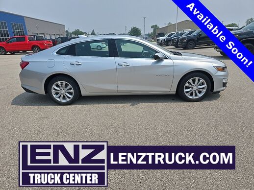 2020_Chevrolet_Malibu_LT FWD_ Fond du Lac WI