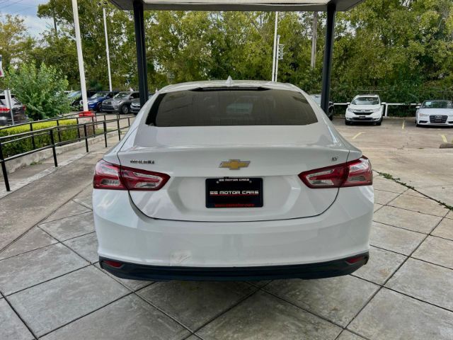 2020 Chevrolet Malibu LT 120,771 mi.