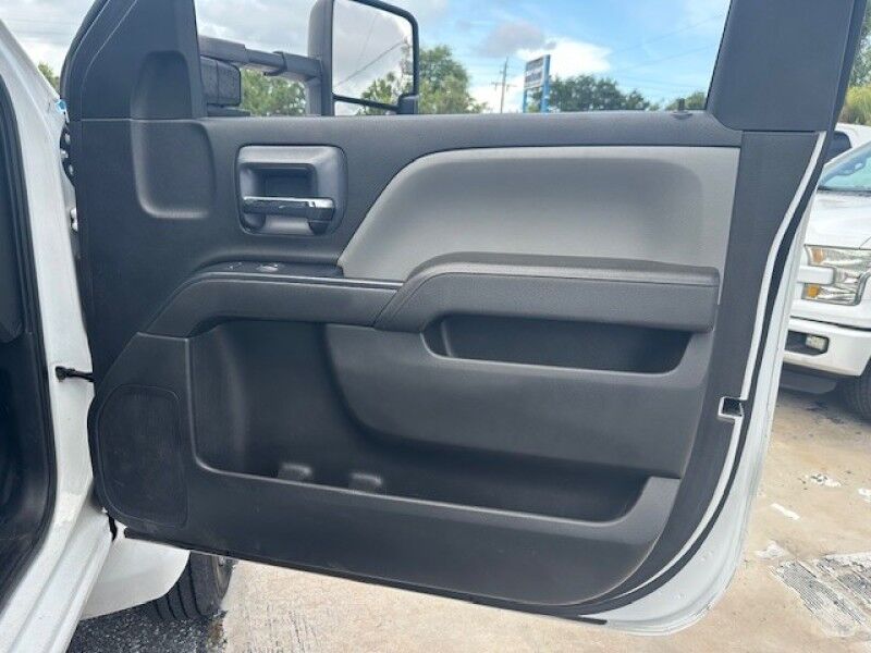 2020 Chevrolet SILVERADO 6500 MD WORK TRUCK FLATBED LOW MILES DIESEL FREE SHIPPING IN FLORIDA Sarasota FL