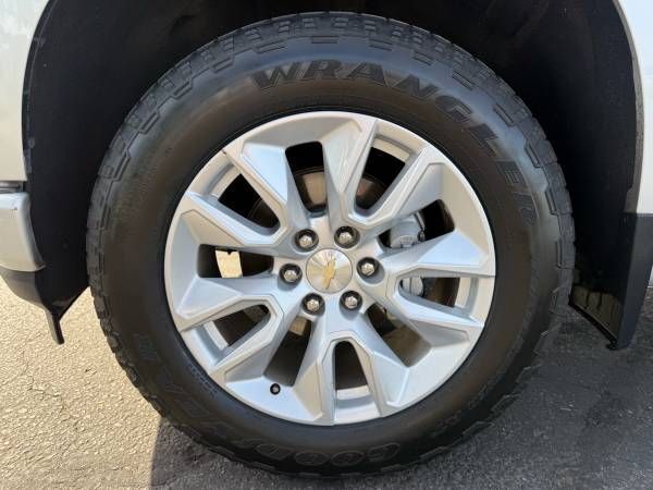 2020 Chevrolet Silverado 1500 2WD Crew Cab Short Bed Custom Mesa AZ