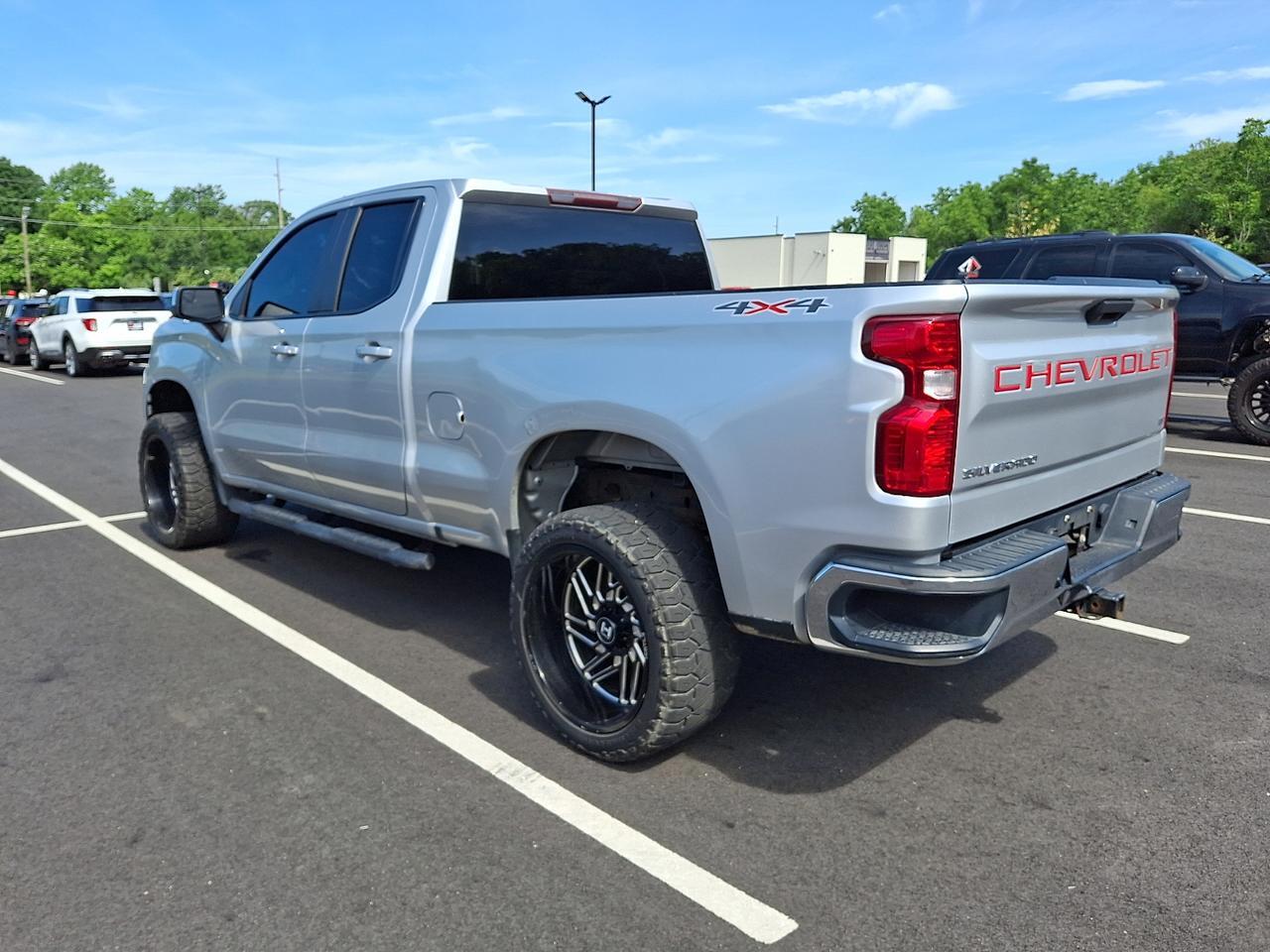 2020 Chevrolet Silverado 1500 4WD Double Cab Standard Bed LT