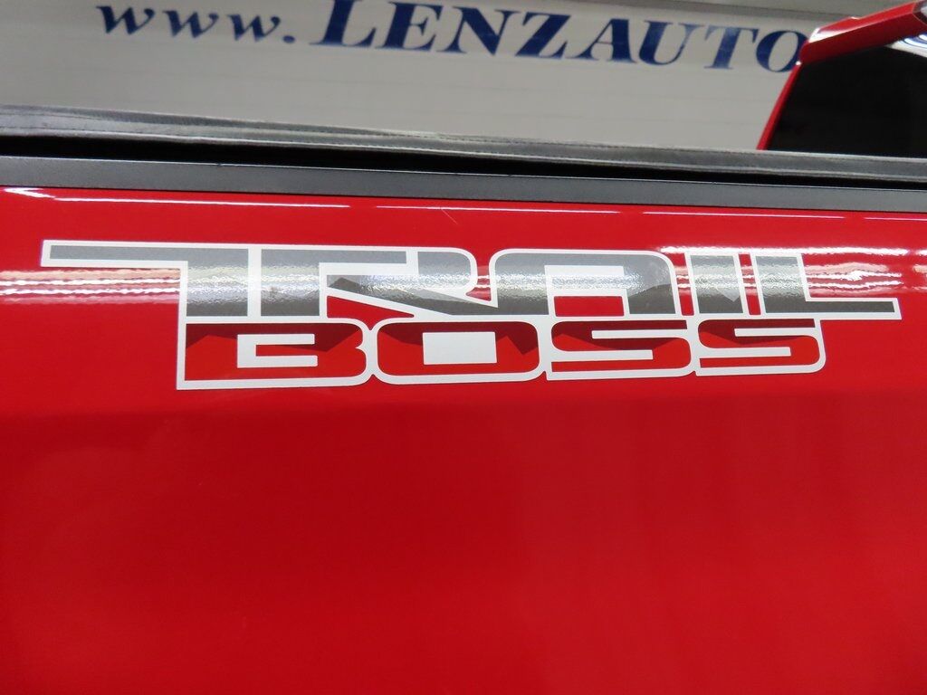 2020 Chevrolet Silverado 1500 4x4 Crew Cab Custom Trail Boss Fond du Lac WI