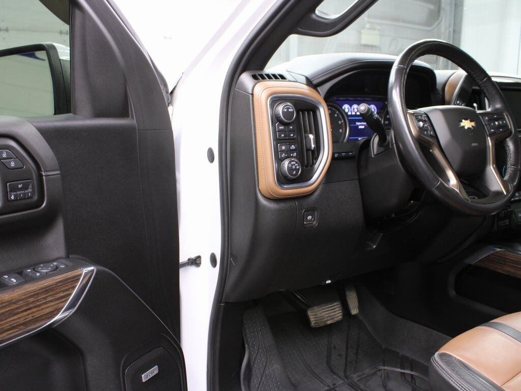2020 Chevrolet Silverado 1500 4x4 Crew Cab High Country Fond du Lac WI