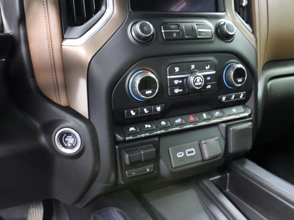 2020 Chevrolet Silverado 1500 4x4 Crew Cab High Country Fond du Lac WI