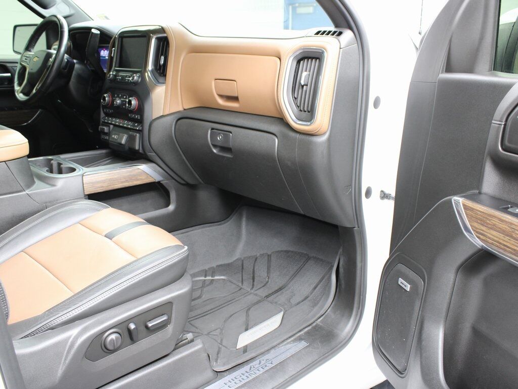 2020 Chevrolet Silverado 1500 4x4 Crew Cab High Country Fond du Lac WI
