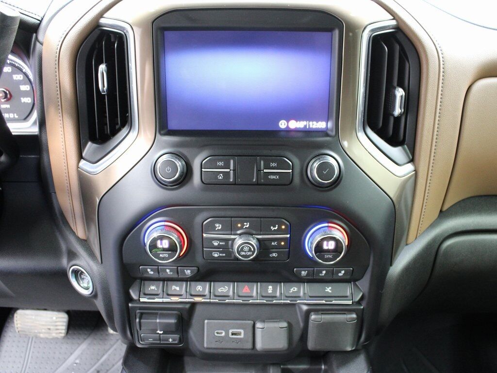 2020 Chevrolet Silverado 1500 4x4 Crew Cab High Country Fond du Lac WI