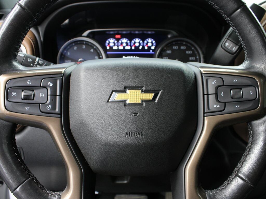2020 Chevrolet Silverado 1500 4x4 Crew Cab High Country Fond du Lac WI
