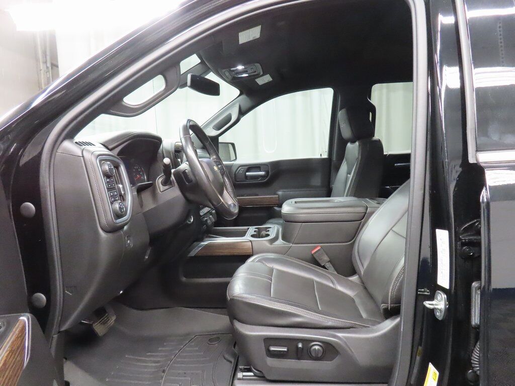 2020 Chevrolet Silverado 1500 4x4 Crew Cab High Country Fond du Lac WI