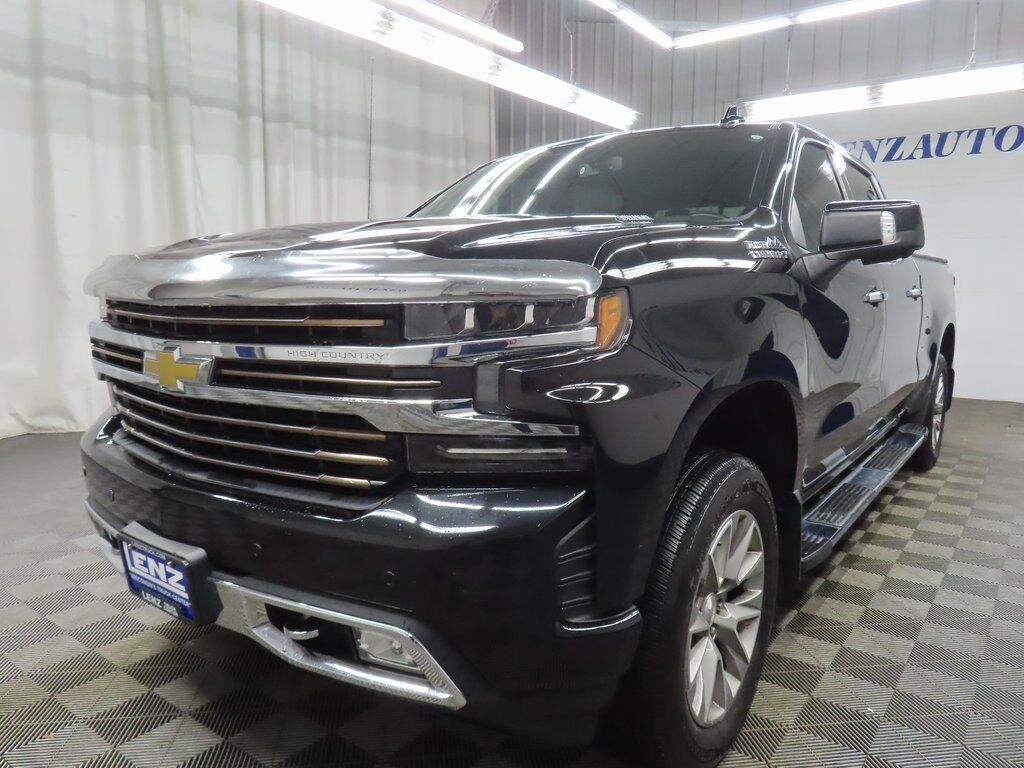 2020 Chevrolet Silverado 1500 4x4 Crew Cab High Country Fond du Lac WI