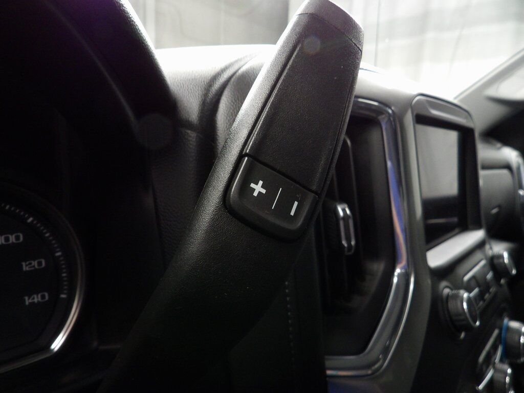 2020 Chevrolet Silverado 1500 4x4 Crew Cab RST Fond du Lac WI