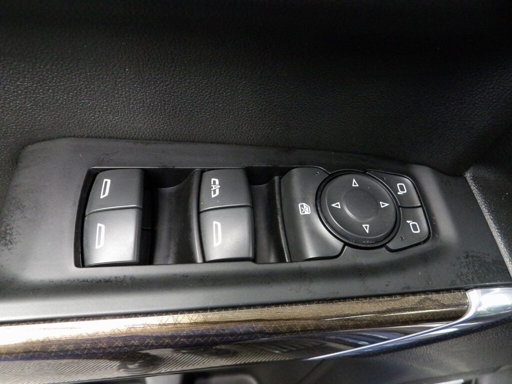 2020 Chevrolet Silverado 1500 4x4 Crew Cab RST Fond du Lac WI
