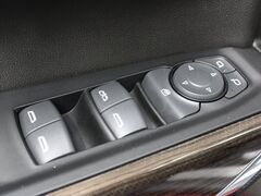 2020 Chevrolet Silverado 1500 4x4 Crew Cab RST Fond du Lac WI