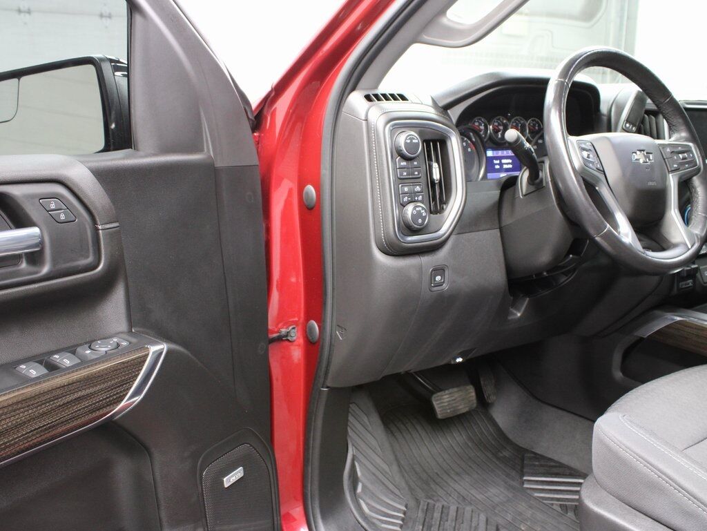 2020 Chevrolet Silverado 1500 4x4 Crew Cab RST Fond du Lac WI