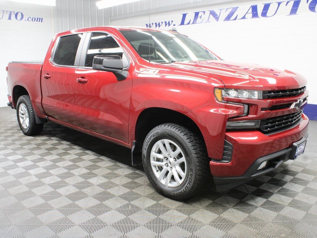 2020 Chevrolet Silverado 1500 4x4 Crew Cab RST Fond du Lac WI
