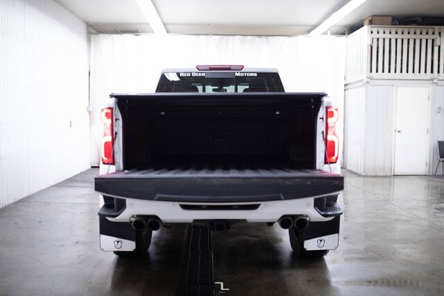 2020 Chevrolet Silverado 1500 4x4 Crew Cab RST Z71 Leather Roof Nav BCam Red Deer AB