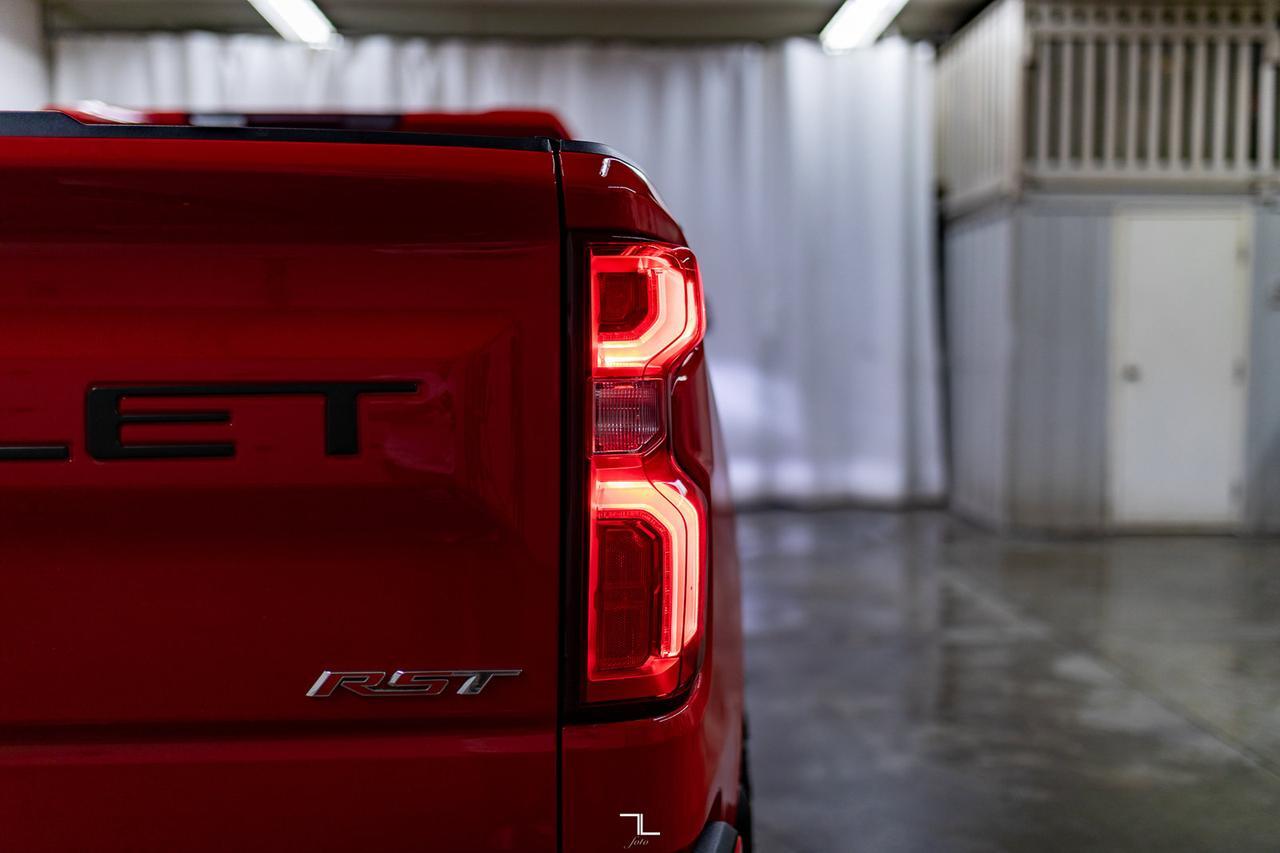 2020 Chevrolet Silverado 1500 4x4 Crew Cab RST Z71 Roof BCam Red Deer AB
