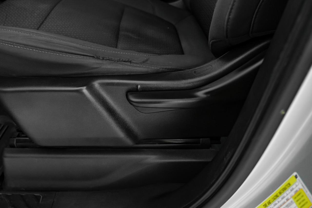 2020 Chevrolet Silverado 1500 CUSTOM CREW CAB AUTOMATIC REAR CAMERA BLUETOOTH CRUISE CONTROL A Carrollton TX