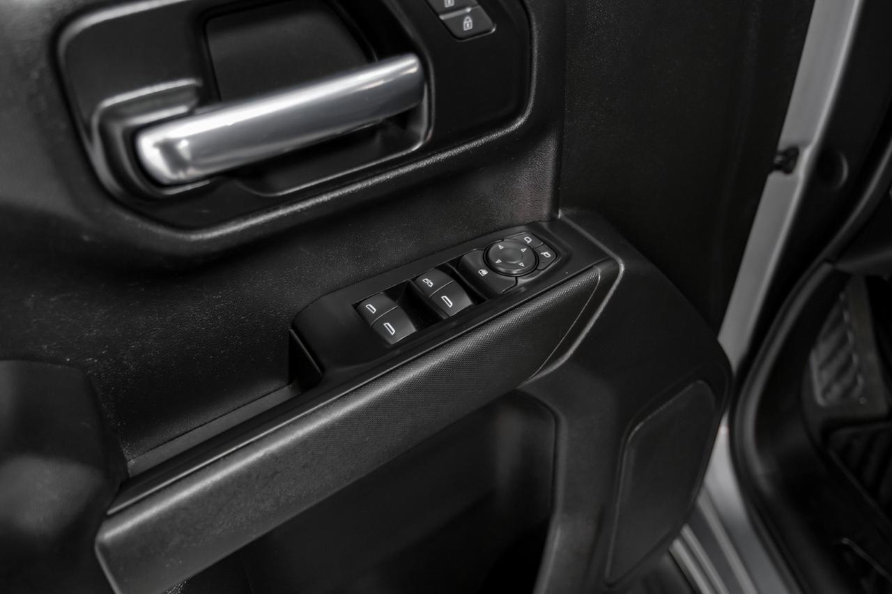 2020 Chevrolet Silverado 1500 CUSTOM DOUBLE CAB AUTOMATIC REAR CAMERA BLUETOOTH RUNNING BOARDS Carrollton TX