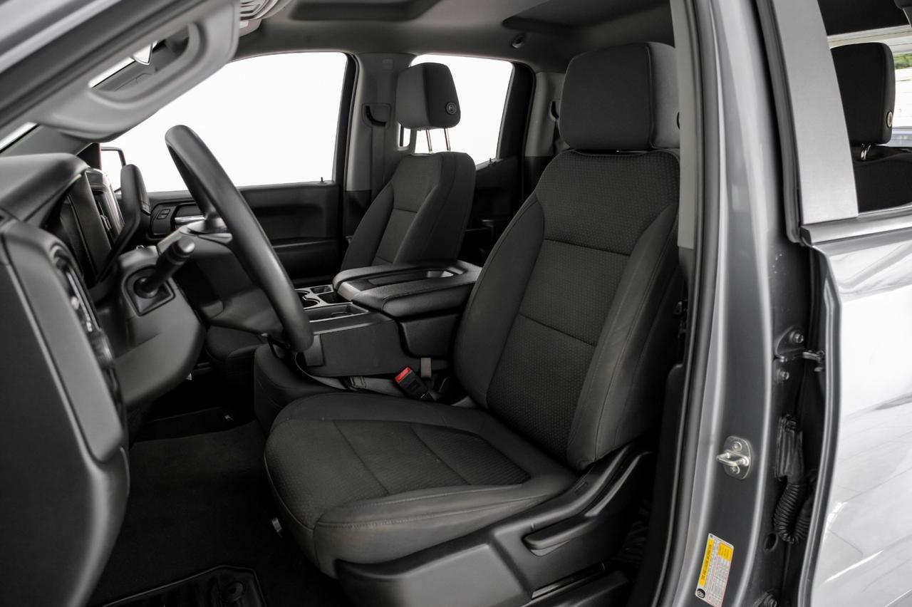 2020 Chevrolet Silverado 1500 CUSTOM DOUBLE CAB AUTOMATIC REAR CAMERA BLUETOOTH RUNNING BOARDS Carrollton TX