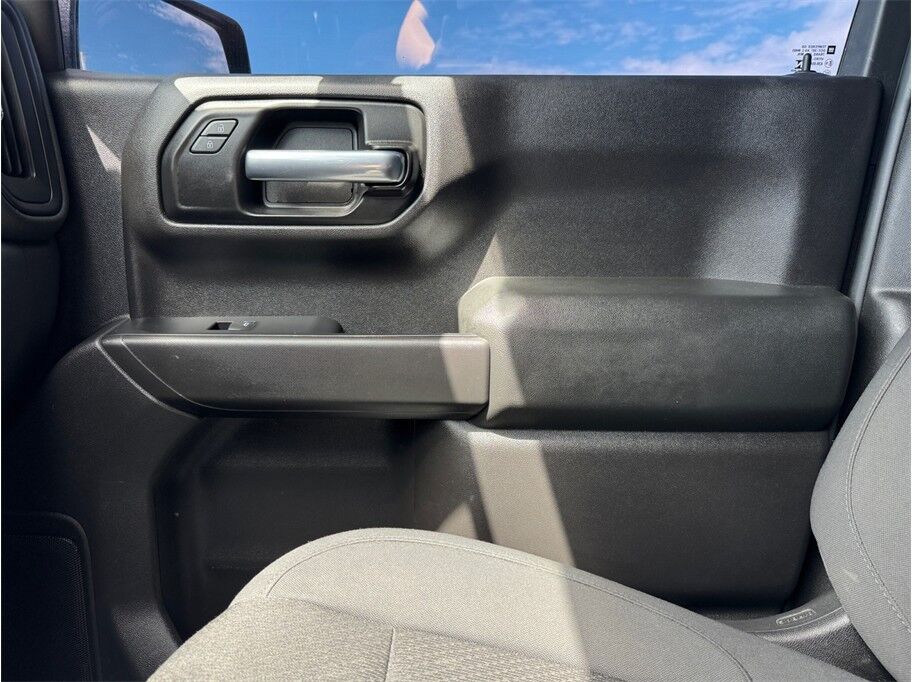 2020 Chevrolet Silverado 1500 Crew Cab Custom Pickup 4D 5 3/4 ft Folsom CA