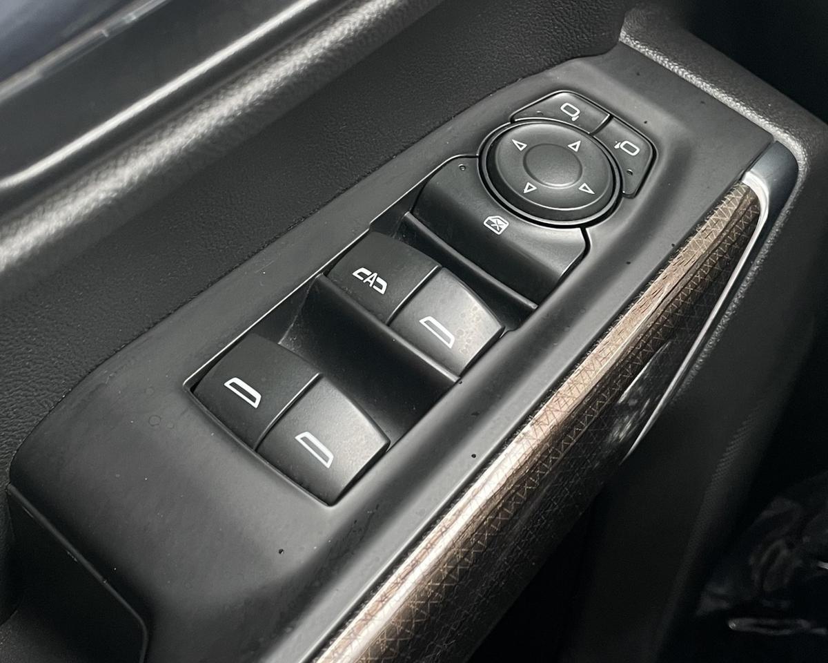 2020 Chevrolet Silverado 1500 Crew Cab LT Pickup 4D 5 3/4 ft Port Orchard WA