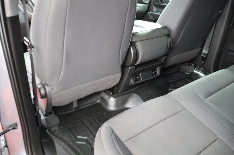 2020 Chevrolet Silverado 1500 Custom 4.3L Ecotec3 V6 Touch Screen Steps Bridgestone FREE WARRANTY Arlington TX