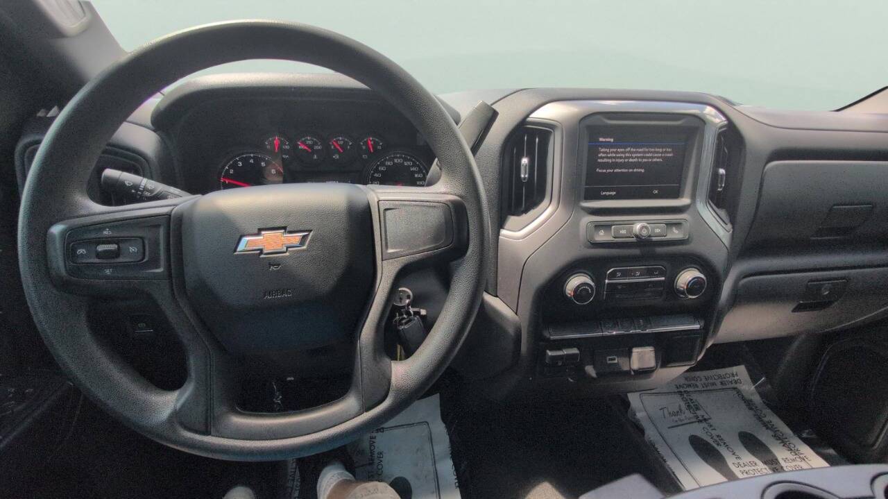 2020 Chevrolet Silverado 1500 Custom 4x4 4dr Crew Cab 6.6 ft. SB Chesterfield MI