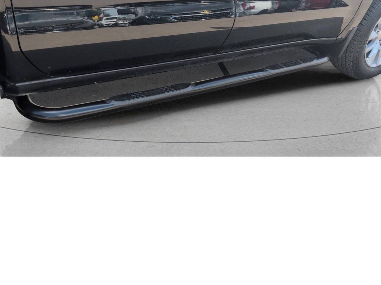 2020 Chevrolet Silverado 1500 Custom 4x4 4dr Crew Cab 6.6 ft. SB Chesterfield MI