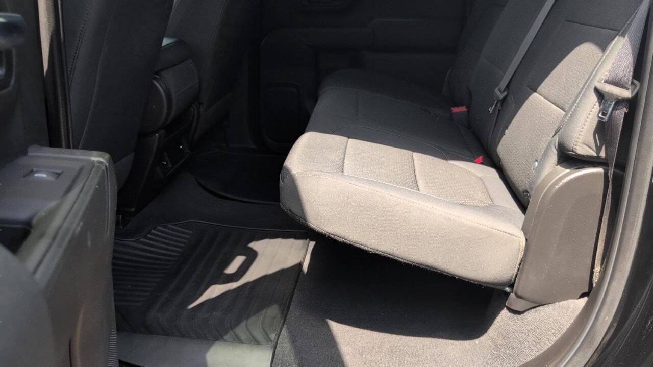 2020 Chevrolet Silverado 1500 Custom 4x4 4dr Crew Cab 6.6 ft. SB Chesterfield MI