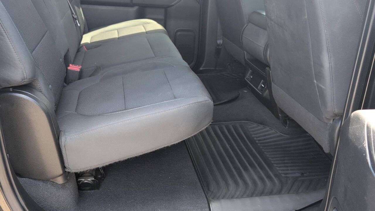 2020 Chevrolet Silverado 1500 Custom 4x4 4dr Crew Cab 6.6 ft. SB Chesterfield MI