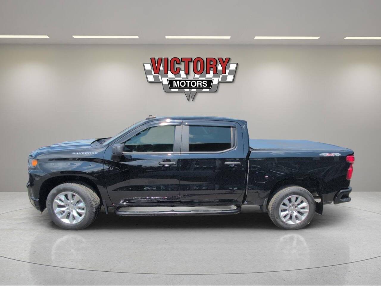2020 Chevrolet Silverado 1500 Custom 4x4 4dr Crew Cab 6.6 ft. SB Chesterfield MI