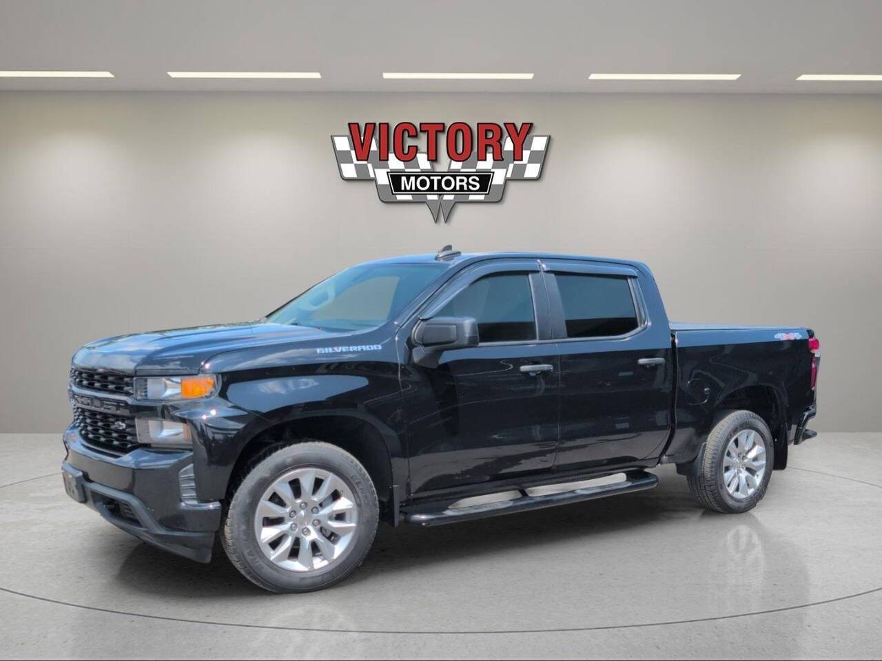2020 Chevrolet Silverado 1500 Custom 4x4 4dr Crew Cab 6.6 ft. SB Chesterfield MI