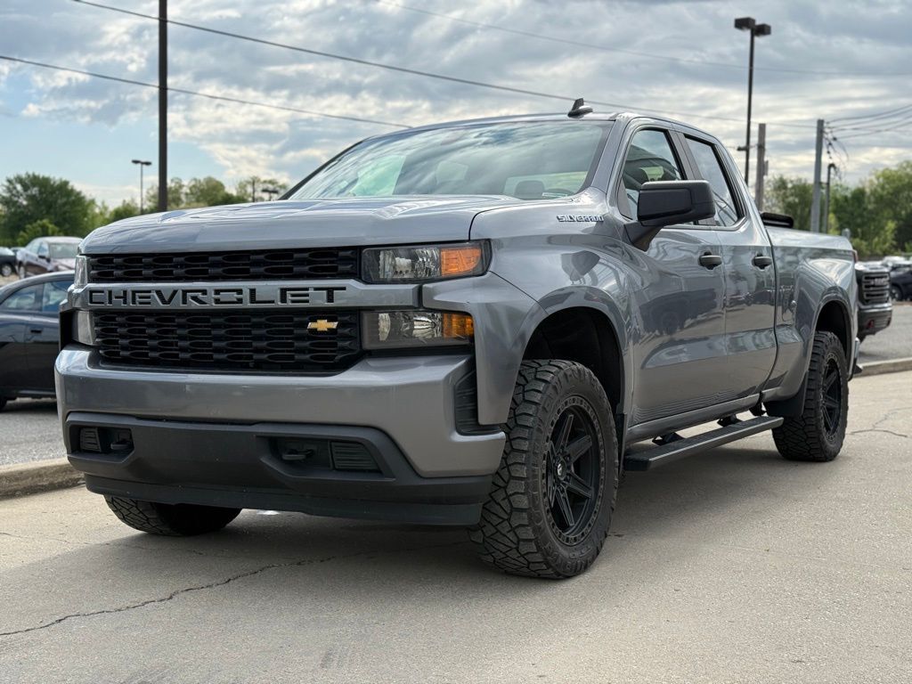 2020 Chevrolet Silverado 1500 Custom