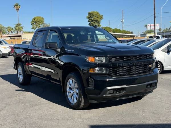 2020 Chevrolet Silverado 1500 Custom Crew Cab Short Box 4WD