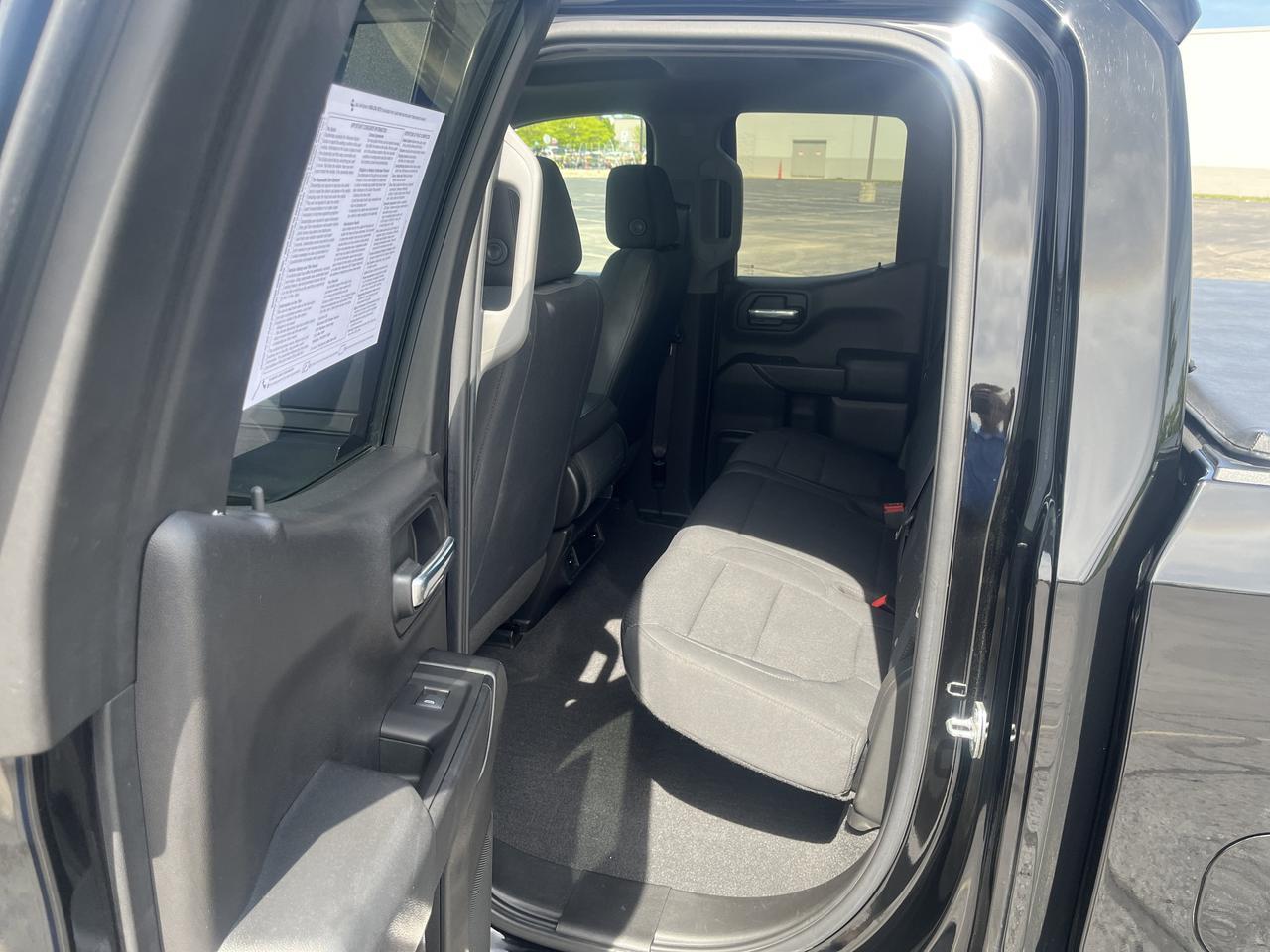 2020 Chevrolet Silverado 1500 Custom Trail Boss Double Cab 4WD Conv InfottnmntPkgs w/RemoteStart Spray-OnBedliner OnStar SiriusXM Saukville WI