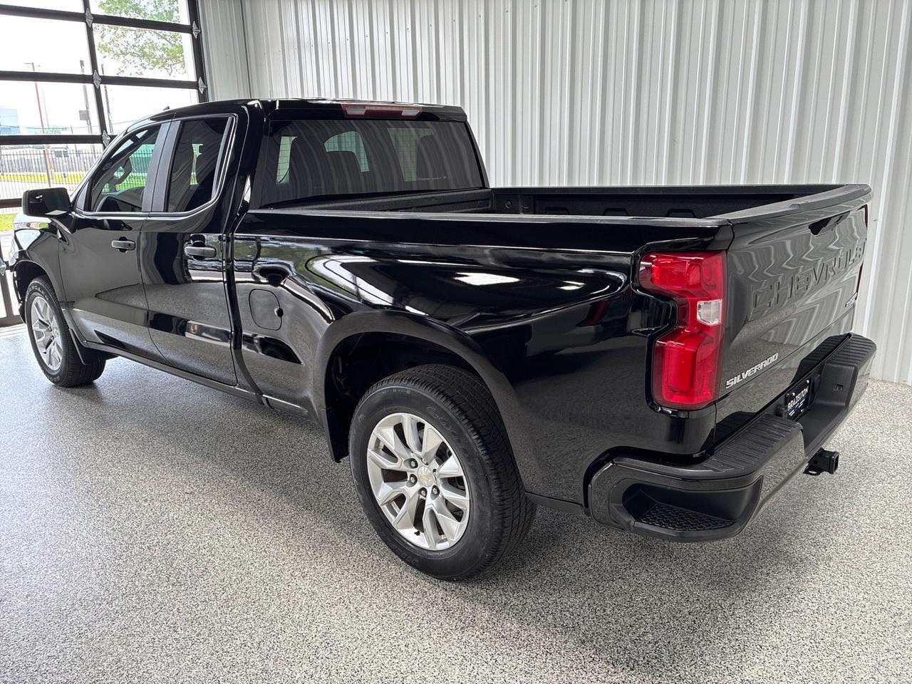 2020 Chevrolet Silverado 1500 Custom, Value Pkg, Locking Rear Diff, 120V Outlets Houston TX