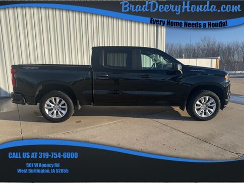2020_Chevrolet_Silverado 1500_Custom_ West Burlington IA