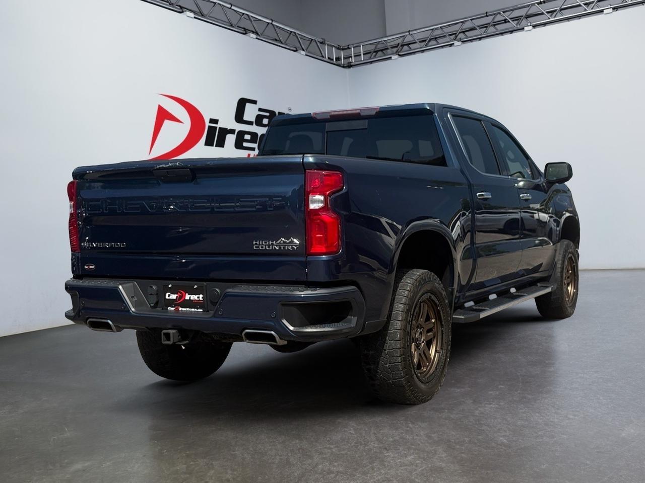 2020 Chevrolet Silverado 1500 High Country, RUNNING BOARDS, BED LINER, BACKUP CAMERA WITH PARKING SENSORS, APPLE CARPLAY/ANDROID AUTO, LANE KEEP ASSIST, BLIND SPOT ALERT, TOW PACKAGE, NO ACCIDENTS, RIDE THIS TRUCK TO THE COUNTRY! Virginia Beach VA
