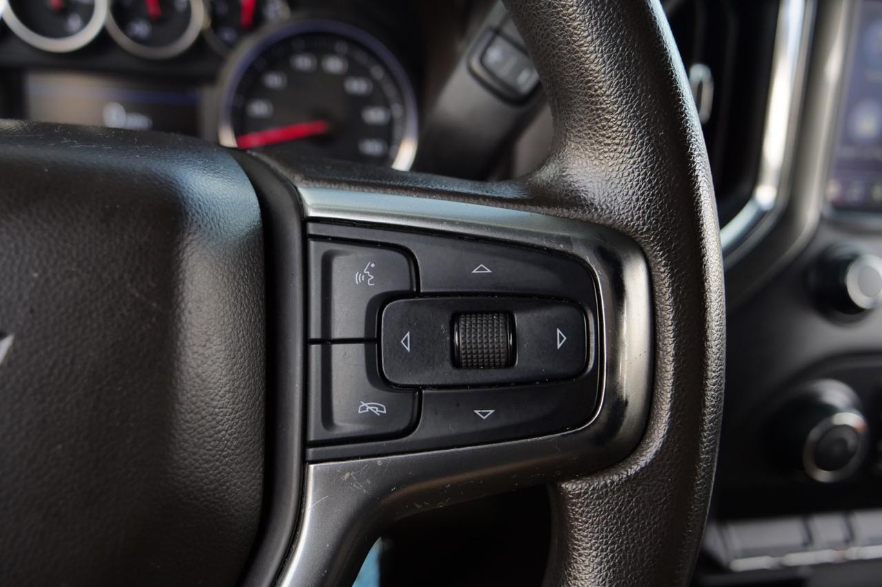 2020 Chevrolet Silverado 1500 LT 4X4 / 5.3L V8 / Wheels & Tires Upgrade! Lincolnton NC