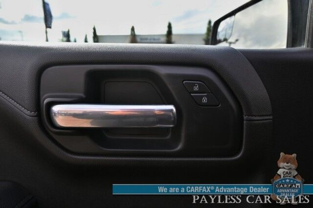 2020 Chevrolet Silverado 1500 LT / 4X4 / Crew Cab / Seats 6 / AutoStart / 5.3L V8 / Power Mirrors, Windows & Locks / Apple CarPlay & Android Auto / Backup Camera / Keyless Entry / Block Heater / Tonneau Cover / Tow Pkg Anchorage AK