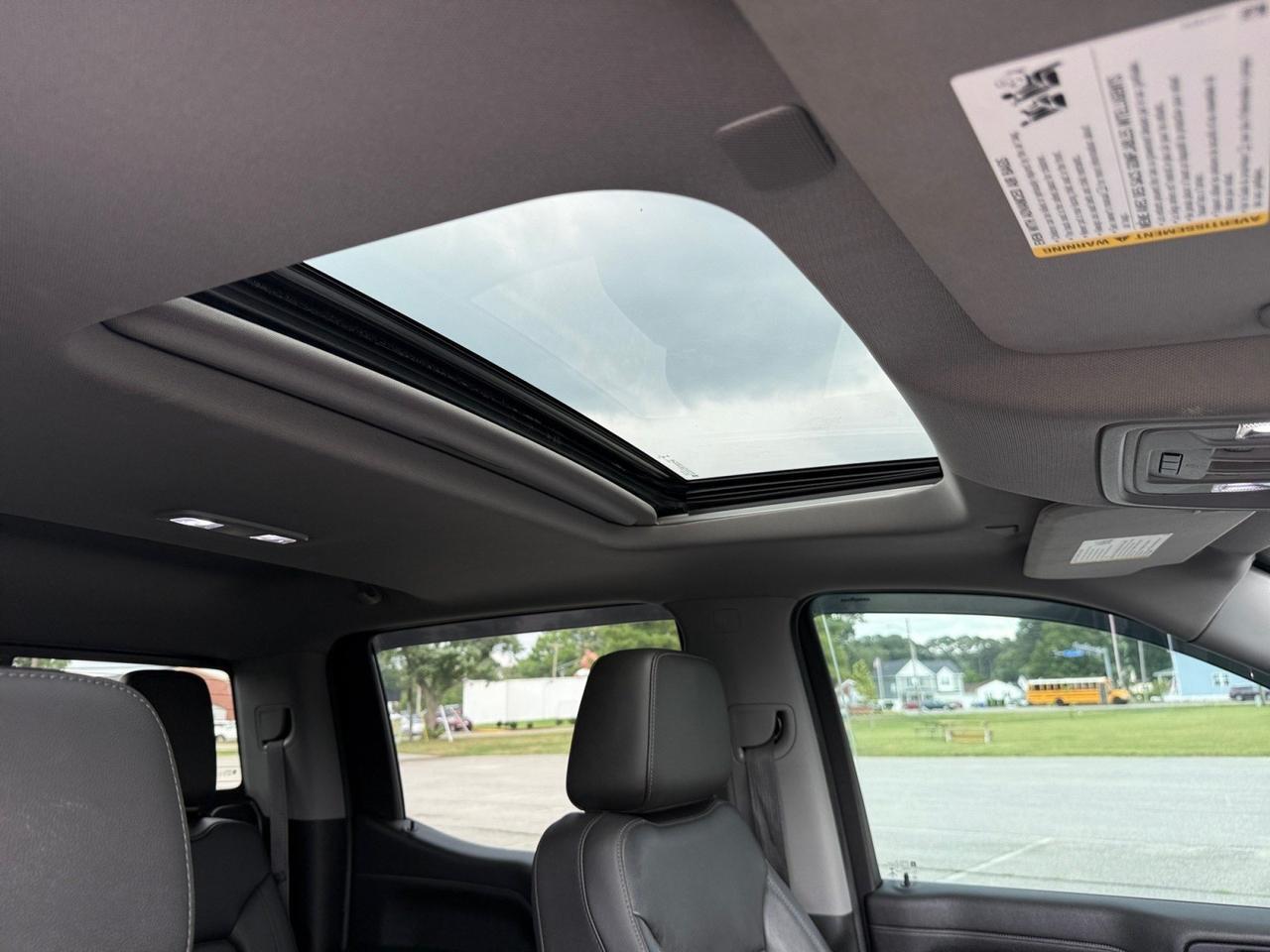 2020 Chevrolet Silverado 1500 LT Trail Boss, APPLE CARPLAY/ANDROID AUTO, LEATHER HEATED SEATS, SUNROOF, BED COVER, POWER SLIDING REAR WINDOW, UNIVERSAL GARAGE DOOR OPENER, WIFI, BACKUP CAMERA, POWER/HEATED MIRRORS, TOW HOOKS, TOW PACKAGE, BED LINER, RUNNING BOARDS, CLEAN CARFAX! Norfolk VA