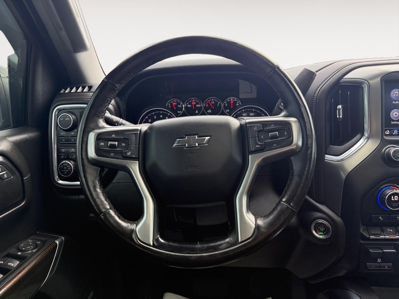2020 Chevrolet Silverado 1500 LT Trail Boss, APPLE CARPLAY/ANDROID AUTO, LEATHER HEATED SEATS, SUNROOF, BED COVER, POWER SLIDING REAR WINDOW, UNIVERSAL GARAGE DOOR OPENER, WIFI, BACKUP CAMERA, POWER/HEATED MIRRORS, TOW HOOKS, TOW PACKAGE, BED LINER, RUNNING BOARDS, CLEAN CARFAX! Norfolk VA