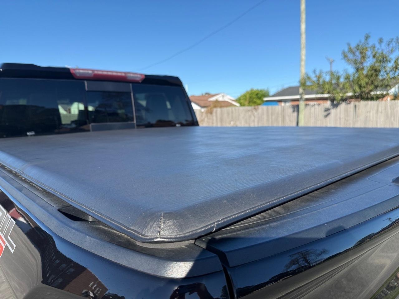 2020 Chevrolet Silverado 1500 LT Trail Boss, RED TOW HOOKS, REAR SLIDING WINDOW, BACKUP CAMERA, HEATED STEERING WHEEL, HEATED SEATS, APPLE CARPLAY/ANDROID AUTO, POWER MIRRORS, REMOTE START, COMMAND EVERY TRAIL WITH THIS 2020 SILVERADO TRAILBOSS! Norfolk VA