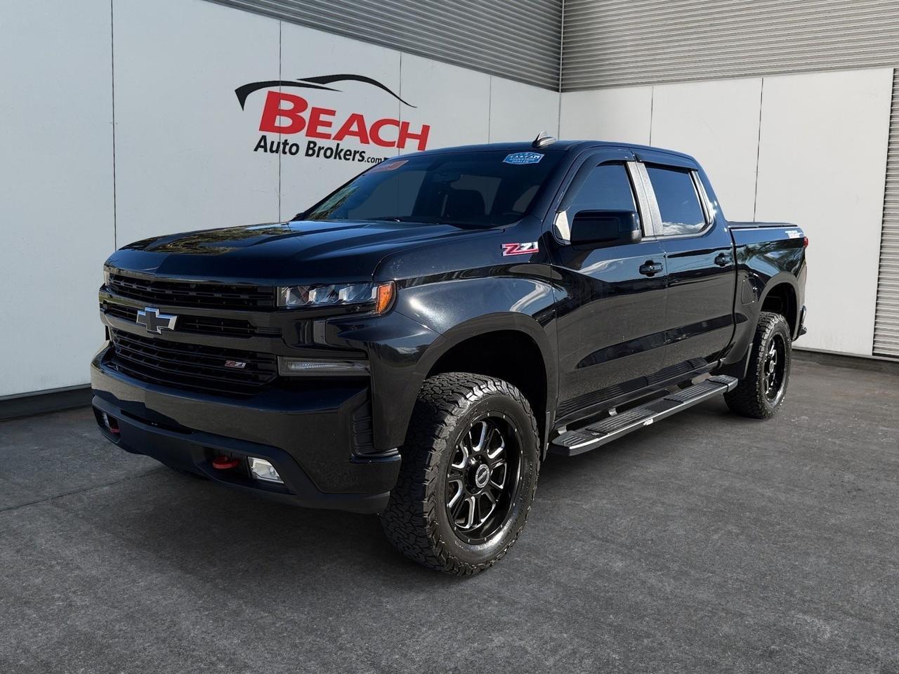 2020 Chevrolet Silverado 1500 LT Trail Boss, RED TOW HOOKS, REAR SLIDING WINDOW, BACKUP CAMERA, HEATED STEERING WHEEL, HEATED SEATS, APPLE CARPLAY/ANDROID AUTO, POWER MIRRORS, REMOTE START, COMMAND EVERY TRAIL WITH THIS 2020 SILVERADO TRAILBOSS! Norfolk VA