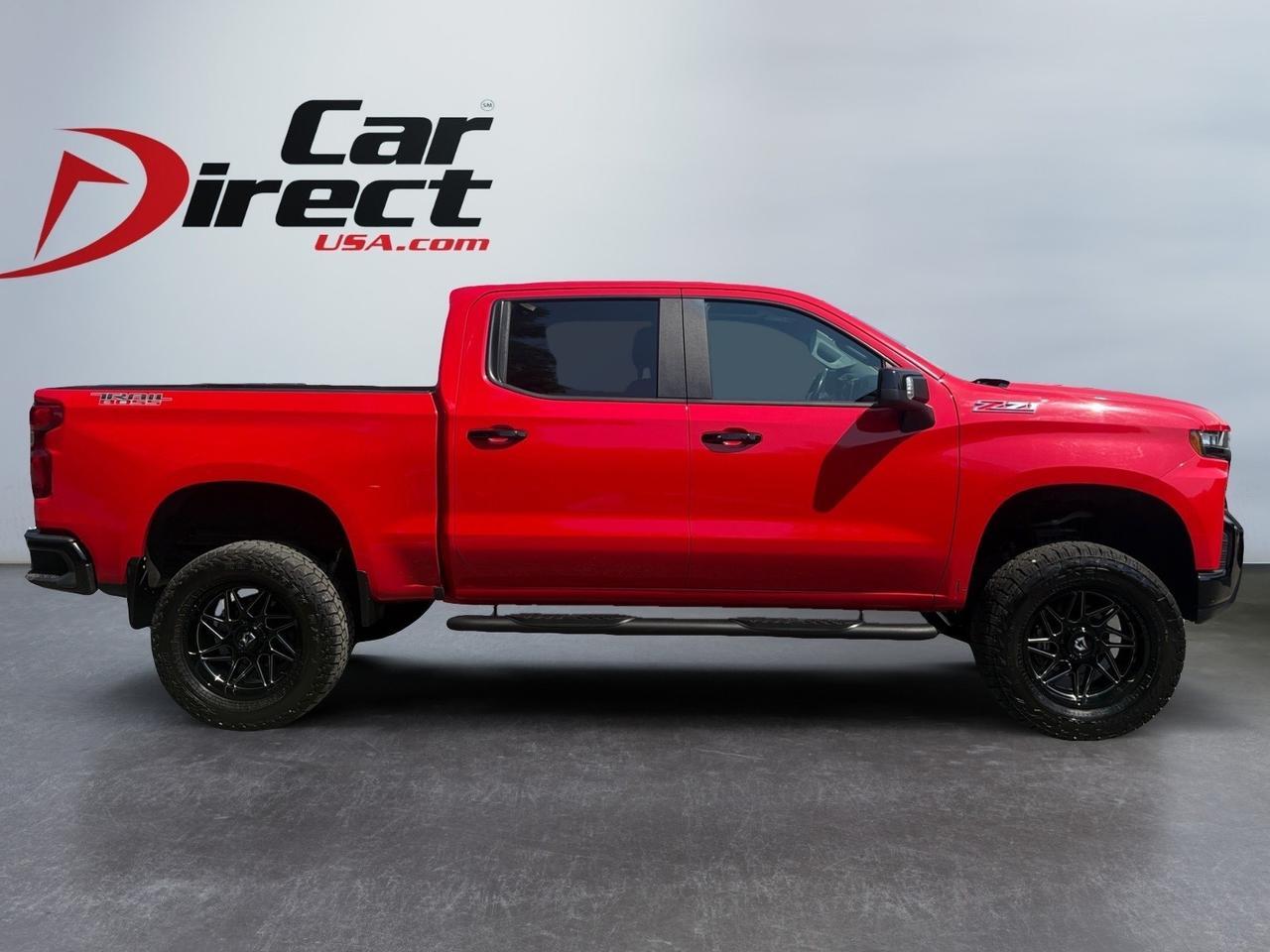 2020 Chevrolet Silverado 1500 LT Trail Boss, RUNNING BOARDS, LIFTED, TOW PACKAGE, CUSTOM GEAR OFF ROAD BLACK WHEELS, SUNROOF, BACKUP CAMERA, PARKING SENSORS, HEATED SEATS, BLIND SPOT ALERT, LANE KEEP ASSIST, REAR POWER SLIDING WINDOW, CLEAN CARFAX, LIFT YOUR RIDE IN THIS TRAIL BO